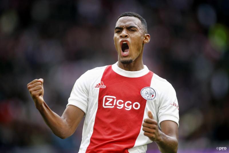 «Юве» присоединился к гонке за Гравенберхом.