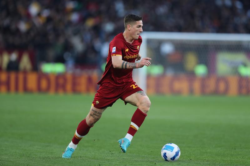 «Шпорам» понадобился хавбек сборной Италии.