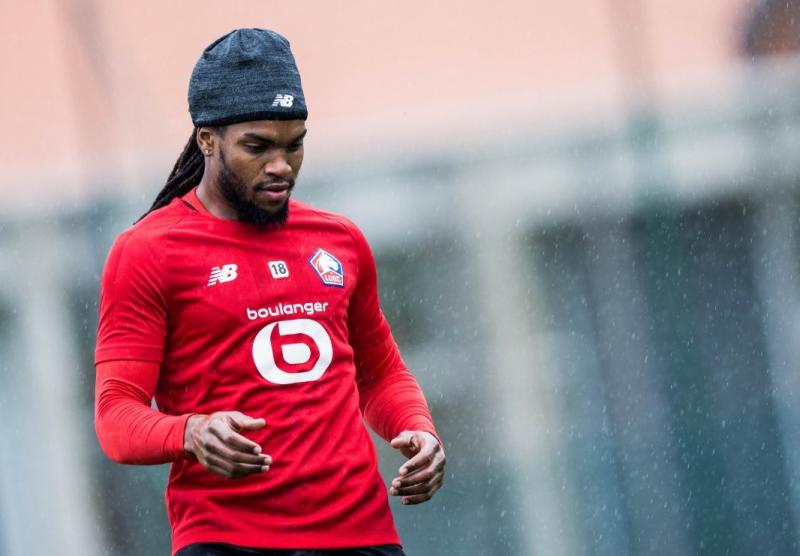 «Милан» сражается с «ПСЖ»