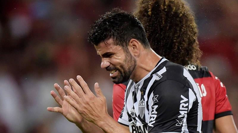 Возвращение Косты в АПЛ срывается