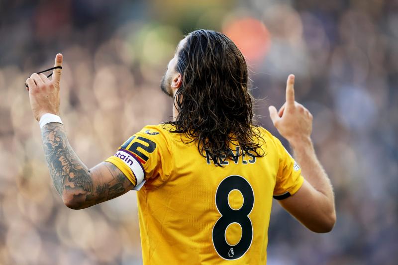 Мендеш предлагает «Барсе» своего клиента на замену Бускетсу