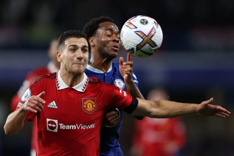 «Реал» мешает «Барсе» переманить игрока «МЮ»