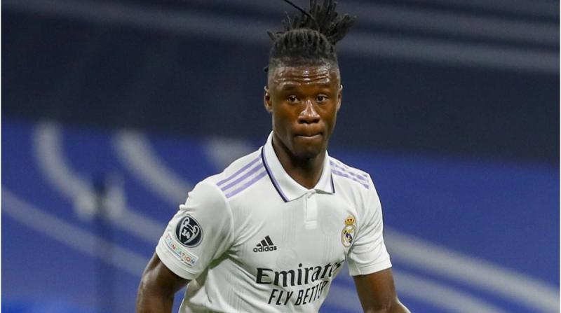 Арсенал нацелен забрать Камавингу у «Реала»