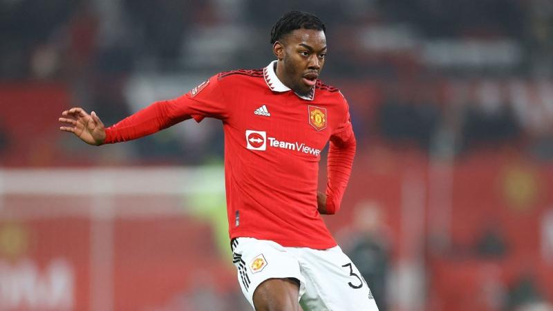 «Барселона» нашла замену Дембеле в «Манчестер Юнайтед»