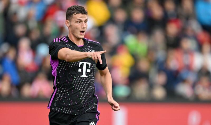 «Бавария» отклонила первое предложение «МЮ» по защитнику