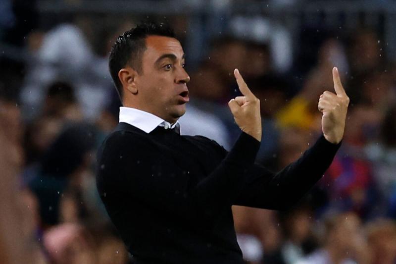 Известно насколько Хави продлит контракт с «Барселоной»