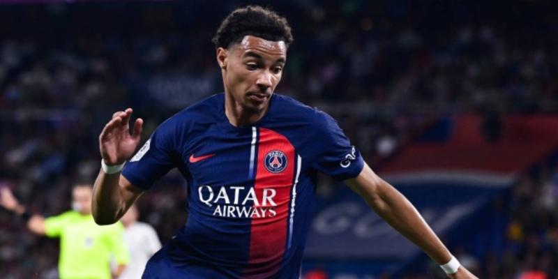 Двум клубам АПЛ нужен форвард «ПСЖ»