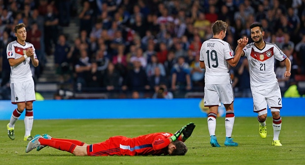 Йоахим Лев: «Сделали большой шаг на пути в финальную часть Евро-2016»