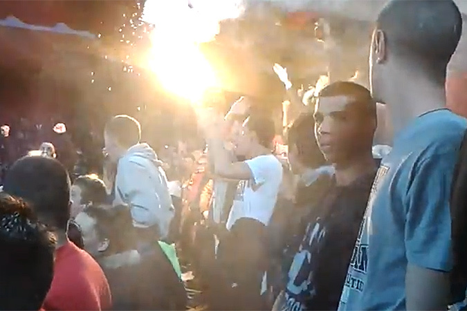 Черногорец, который бросил файер в Акинфеева, осужден на 3,5 месяца