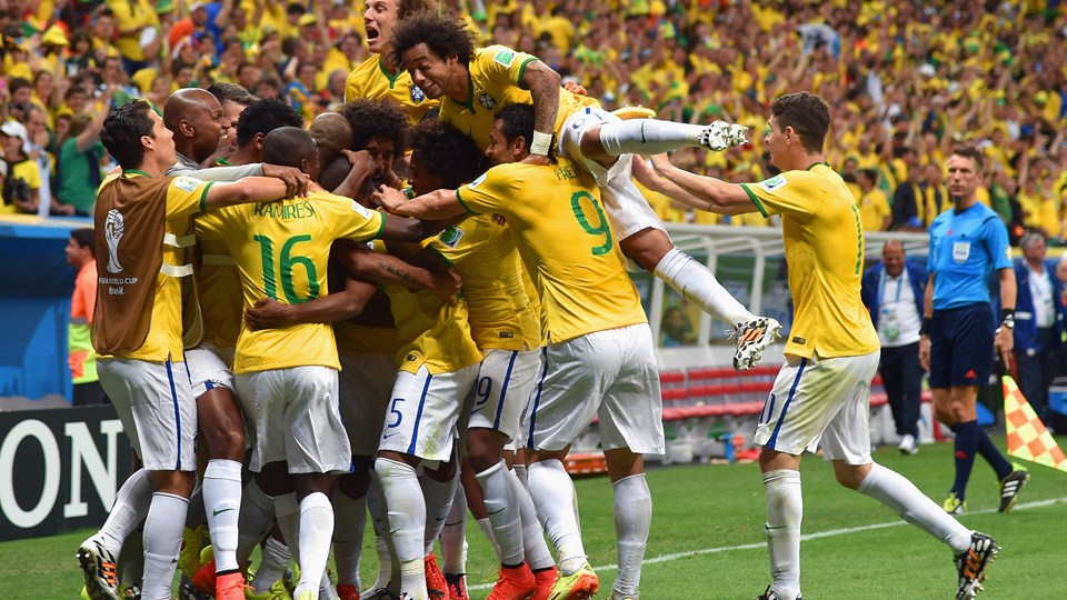 Бразилия уничтожает Камерун