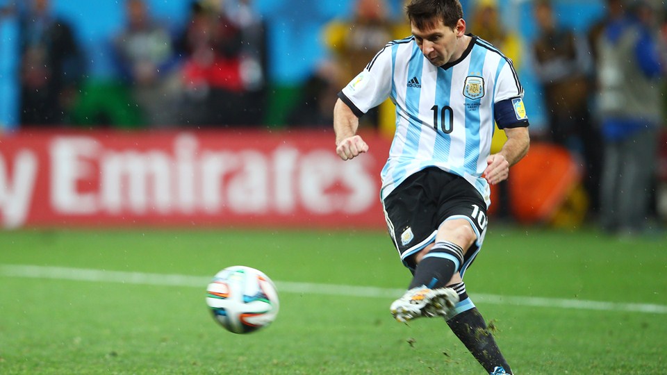 Серия пенальти в матче Голландия - Аргентина