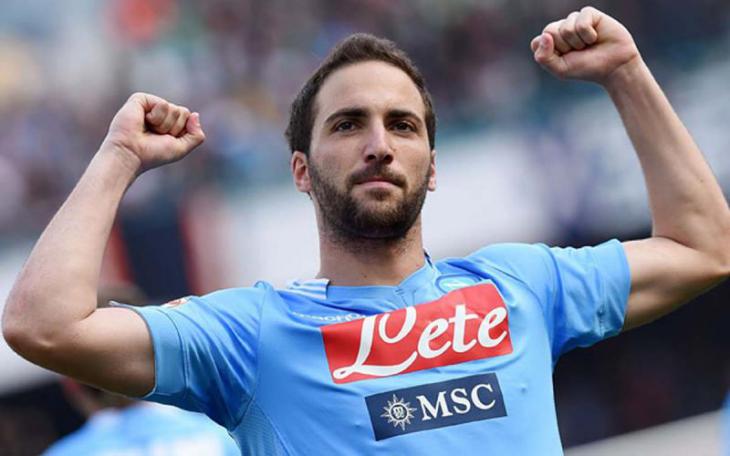 Игуаин не хочет продлевать контракт с «Наполи»