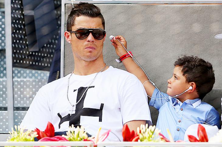 Роналду продает свои два дома в Испании