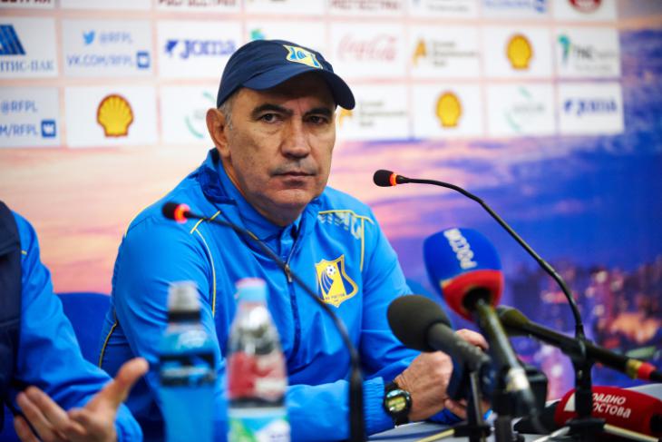 Бердыев: "Команда испытывает психологическое давление"