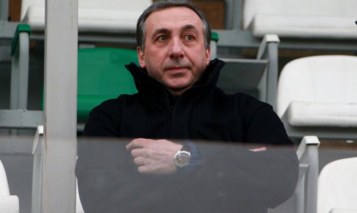 Гинер: "Думбия приехал не для переподписания контракта" 