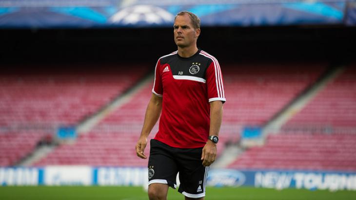 Официально: «Аякс» отправил в отставку Франка де Бура