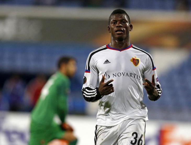 «Тоттенхэм» рассматривает вариант с трансфером Эмболо