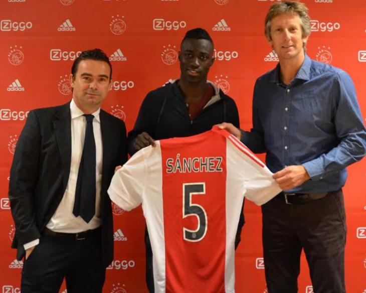 Трансферы-2016: «Аякс» приобрел талантливого защитника Санчеса