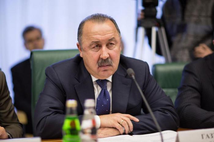 Валерий Газзаев