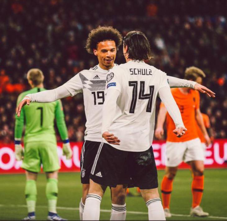 Голы Сане и Шульца за сборную Германии Манншафт победила Голландию 3:2