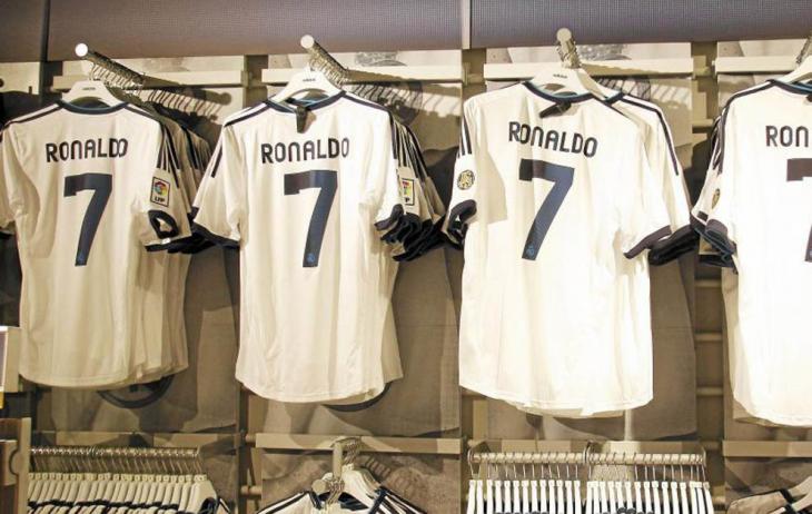 40% проданных футболок «Реала» с 2009 года были с фамилией Роналду
