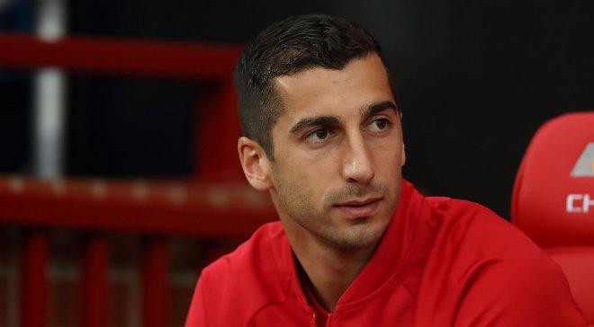 Мхитарян провел тренировку в одиночку