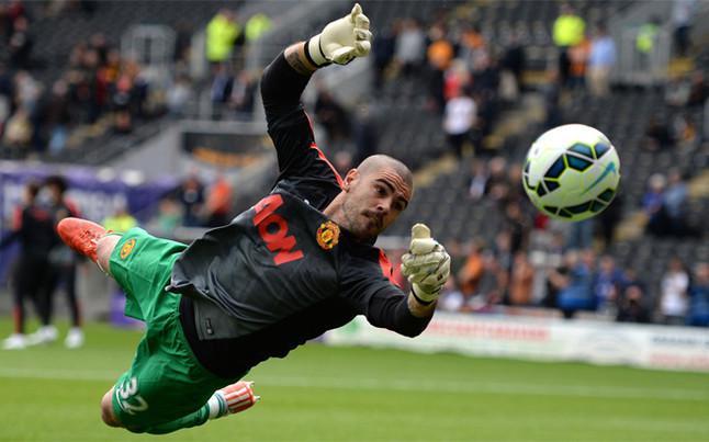 У Вальдеса забрали шкафчик в раздевалки «МЮ» и удалили с официального командного фото