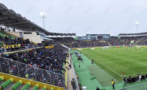 Разин: «В Махачкале заходишь в магазин – там охранник с автоматом»