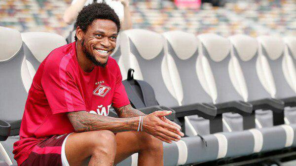 Стала известна зарплата Луиса Адриано в «Спартаке»