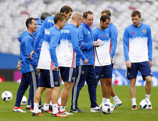 Воронин: «В России 150 млн человек, неужели нет 20 человек, умеющих играть в футбол?»