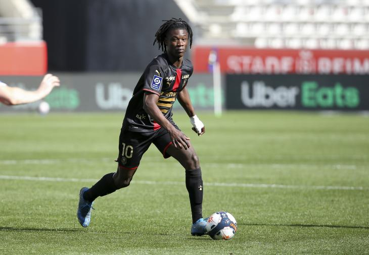 Эдуардо Камавинга