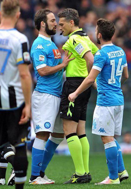 Игуаин дисквалифицирован на 4 матча