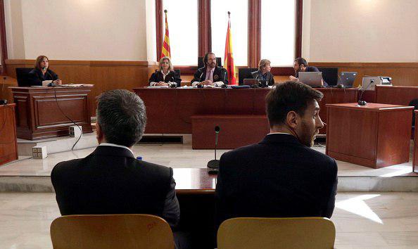 Прокурор предлагает оправдать Месси и посадить его отца на 1,5 года