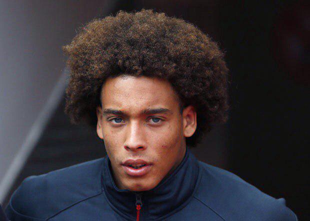 «Эвертон» близок к покупке Витселя