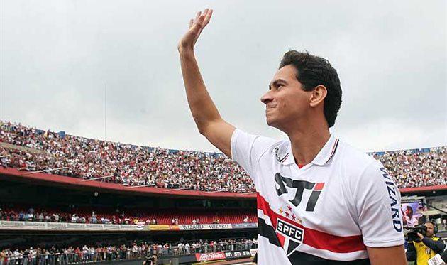 Официально: «Севилья» подписала Гансо