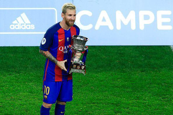 Месси выиграл первый трофей с капитанской повязкой