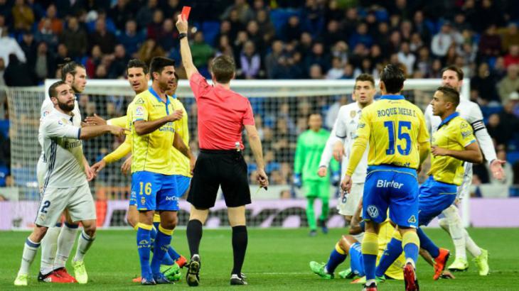 Бэйл дисквалифицирован на 2 матча