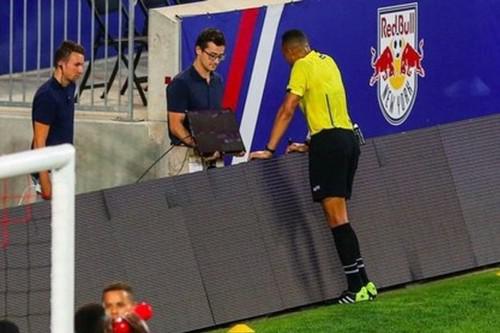 видеоповторы в футболе