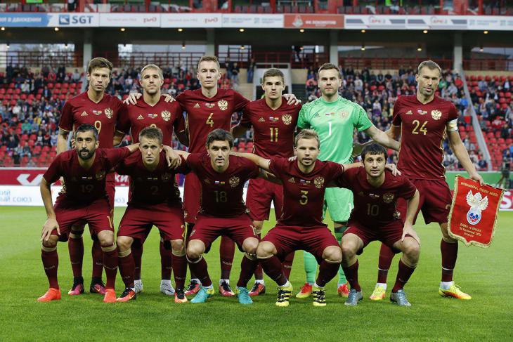 Сборная России потеряла еще 2 позиции в рейтинге ФИФА