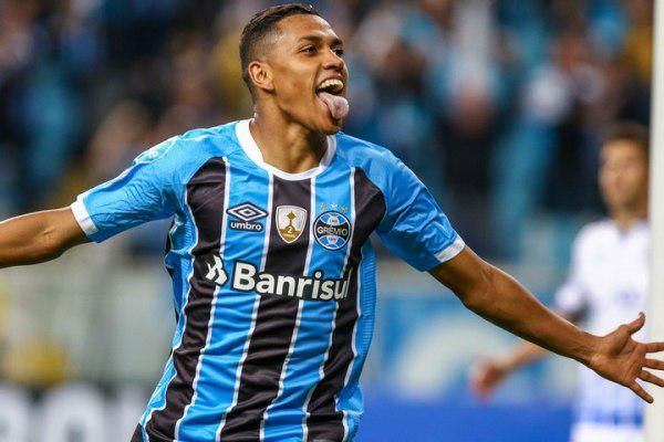 От «Гремио» требуют 30% от суммы трансфера Роши, который перешел в «Спартак»