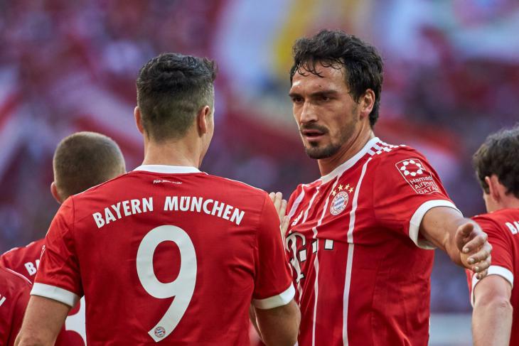 Роберт Левандовски Матс Хуммельс