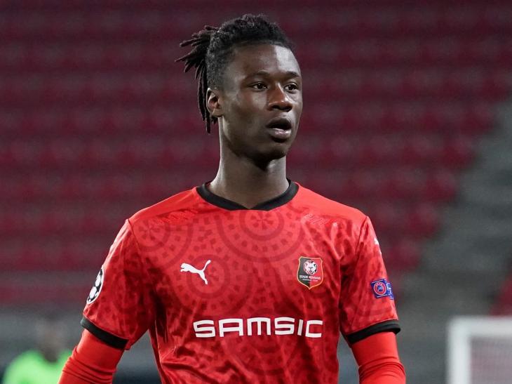 Эдуардо Камавинга