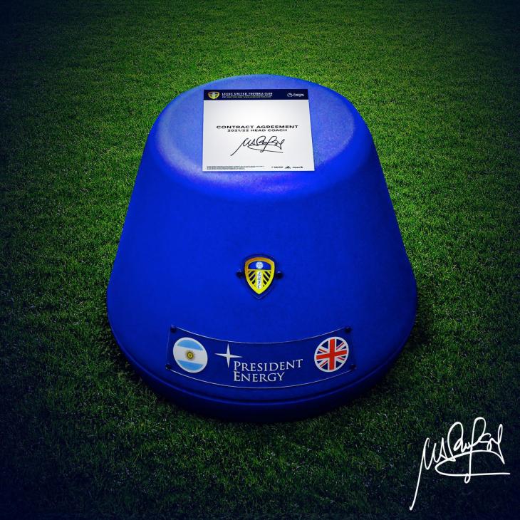 Бьелса продлил контракт с Лидсом