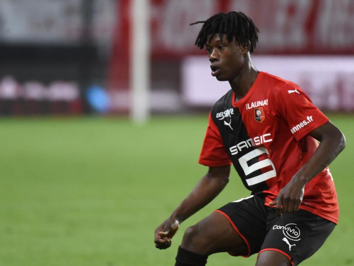 Эдуардо Камавинга