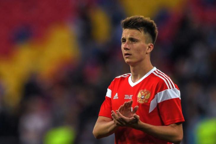 Александр Головин