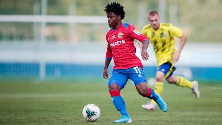 Лукас Сантос