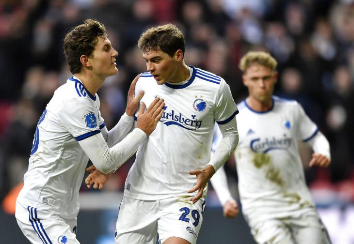 Роберт Сков