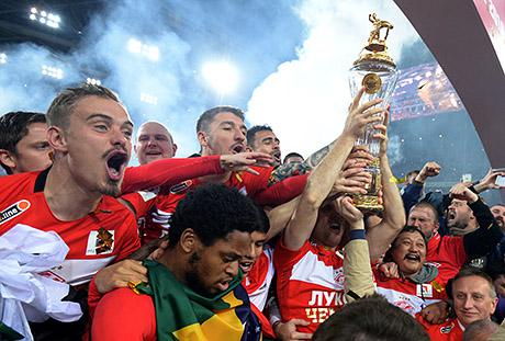 «Спартаку» вручили чемпионский кубок