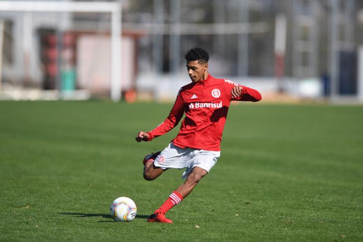 Винисиус Тобиас