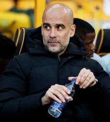 Гвардиола требует ещё 2 трансфера после Холанда